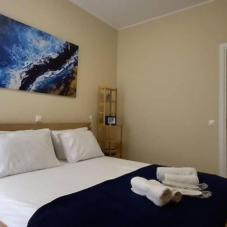 דירות אתונה Blue -Spacious 1Bdr Corner Flat/Balcony/View מראה חיצוני תמונה