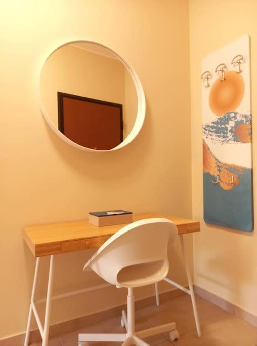דירות אתונה Blue -Spacious 1Bdr Corner Flat/Balcony/View מראה חיצוני תמונה